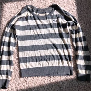 Abercrombie gray striped sweater size XL